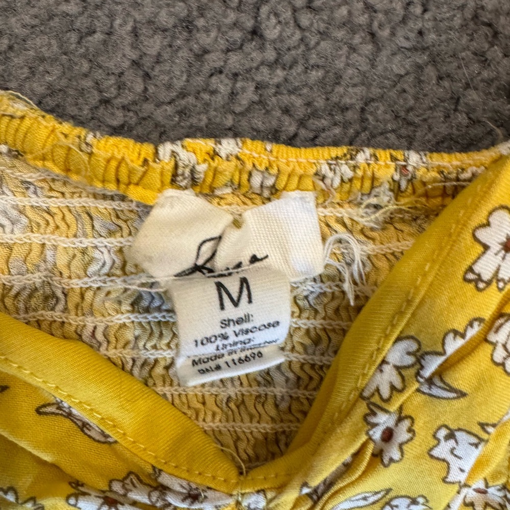 Japna Cropped Yellow Daisy Floral Smocked Top - Summer Top - Size M - Picture 4 of 4